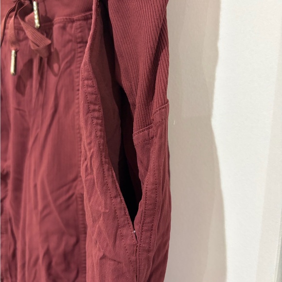 Lululemon Burgundy Pants - Picture 7 of 10